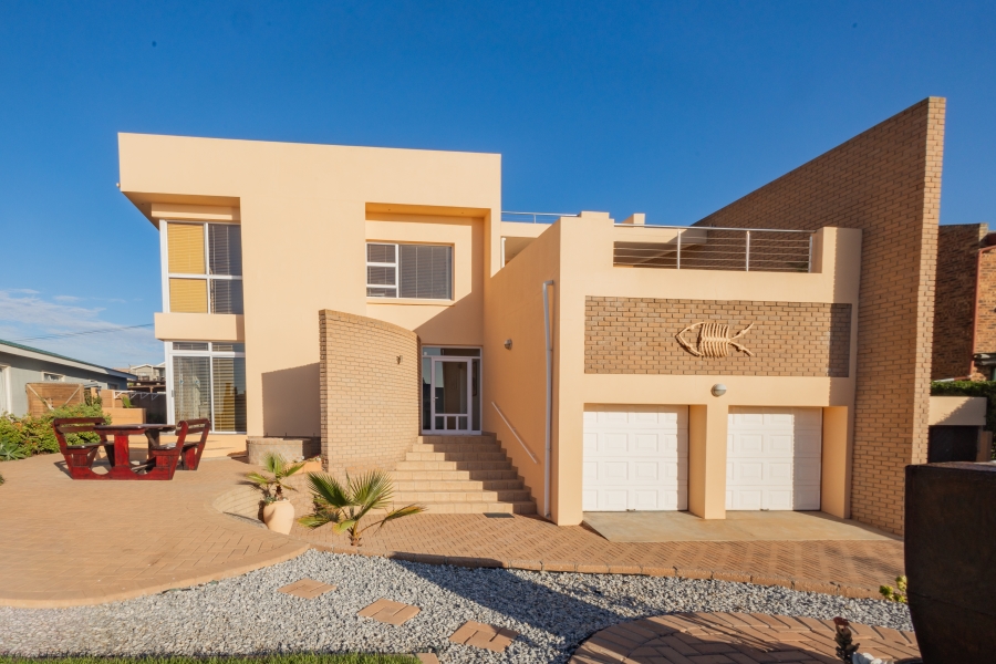 3 Bedroom Property for Sale in Louis Rood Western Cape